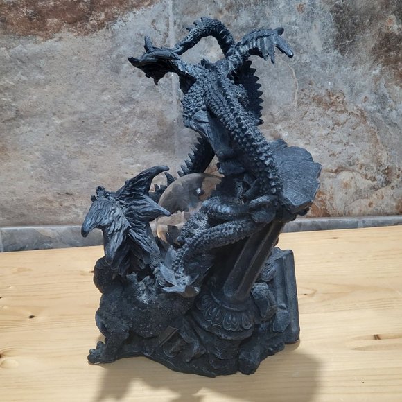 Dark Dragons of the Earth with Plasma Ball Statue - Picture 11 of 14